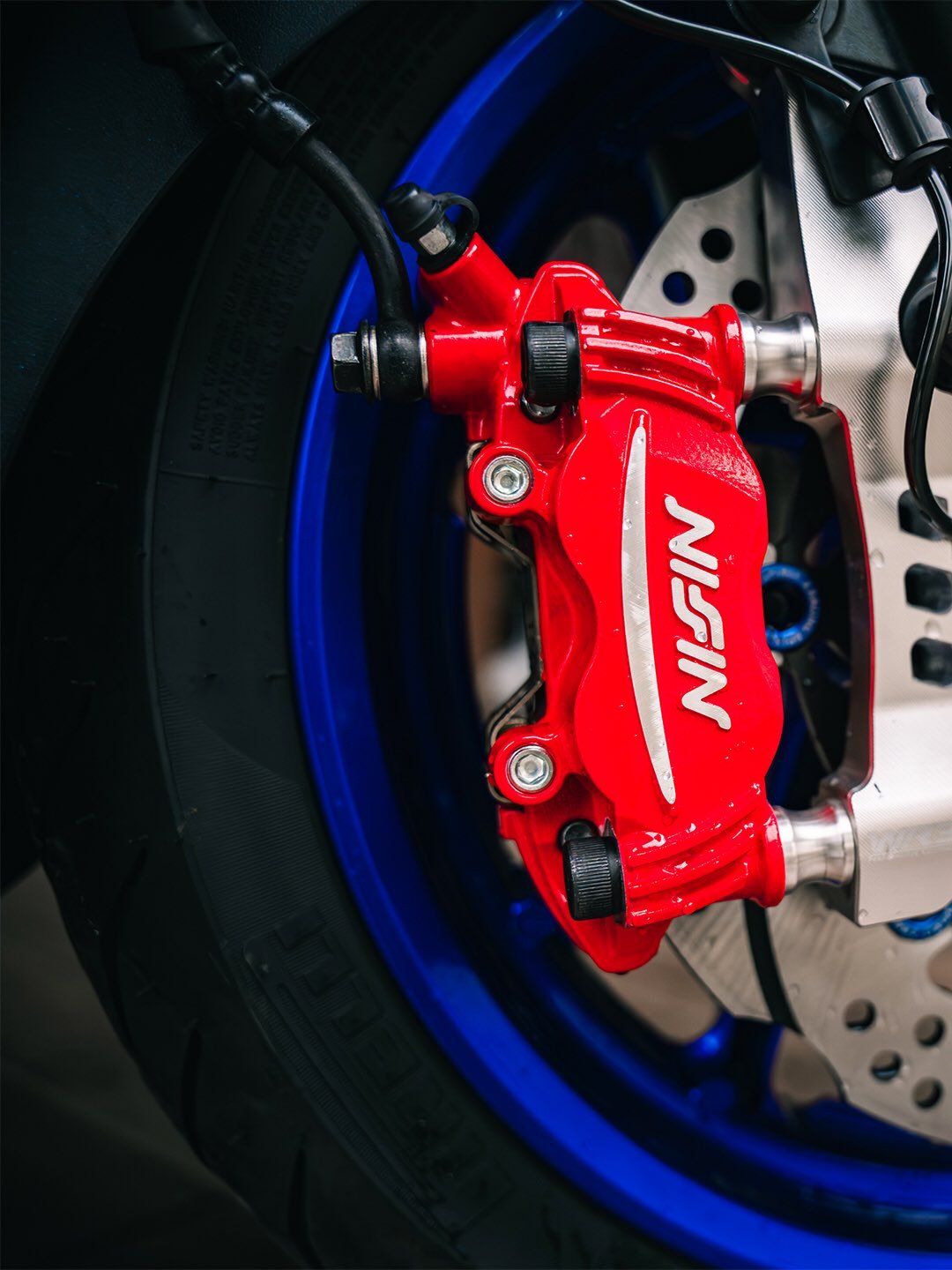 Nissin Samurai Radial 4-Piston Caliper - RED COATED - Image 3