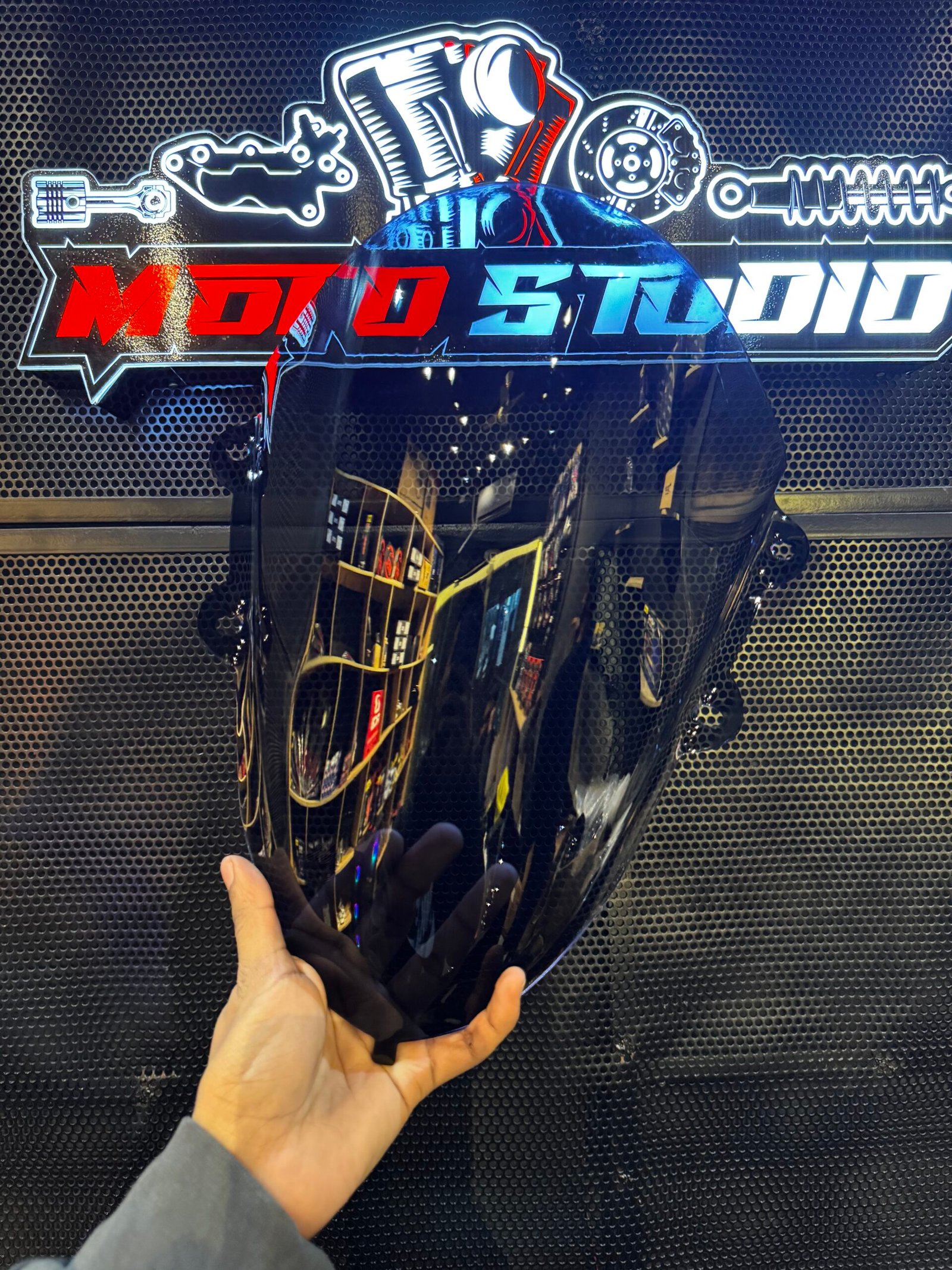 Indonesian 3mm Visor – Yamaha R15 V3 (SMOKEY)