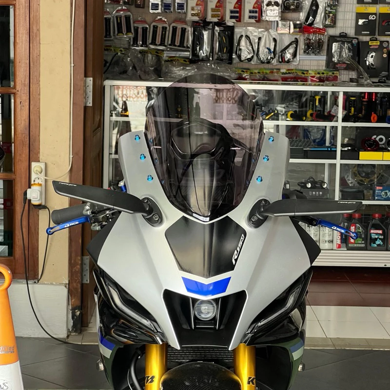 Indonesian 3mm Visor – Yamaha R15 V4 (SMOKEY) - Image 3